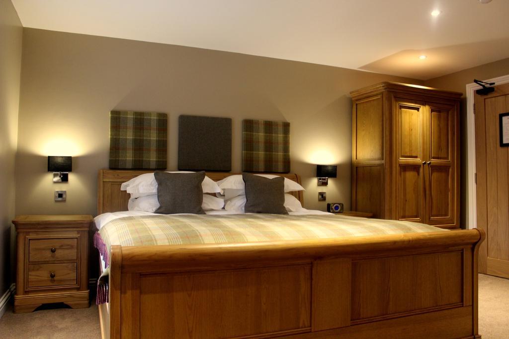 Blue Bell Country Inn Arkendale Room photo
